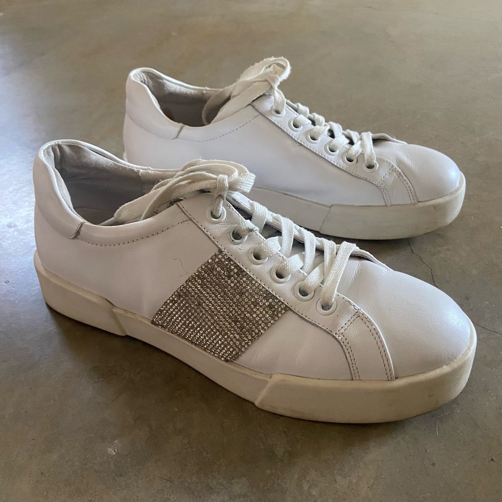 Wishbone collective white leather sneakers with Swarovski Crystal detail.